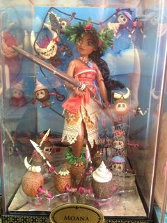 Moana e Hei Hei Folktale Disney Fairytale Designer Dolls - Michigan Dolls