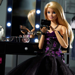 BarbieStyle Fashion Studio & doll set - comprar online