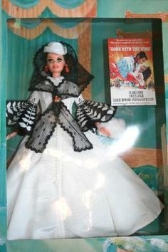 Barbie Doll Scarlett O’Hara (Black & white Dress) - comprar online