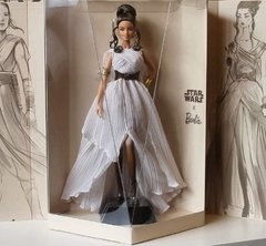 Star Wars Rey x Barbie doll na internet