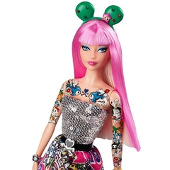 Tokidoki Barbie doll na internet