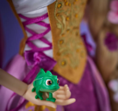Rapunzel Tangled Disney Limited doll - 10th Anniversary doll na internet