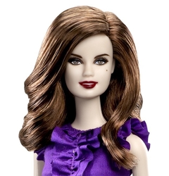 The Twilight Saga: Breaking Dawn Part 2- Esme Barbie doll - comprar online
