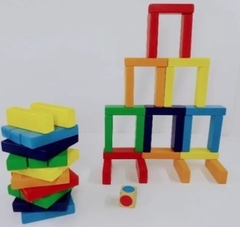 Torre de bloques de colores con dado - DISTRISEBA
