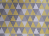 Retalho de Tecido Tricoline Estampado Geométrico Amarelo, Cinza e Branco 50x25cm - cod 60122
