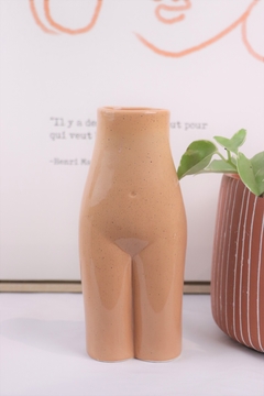 vaso cerâmica terracota formas femininas - comprar online