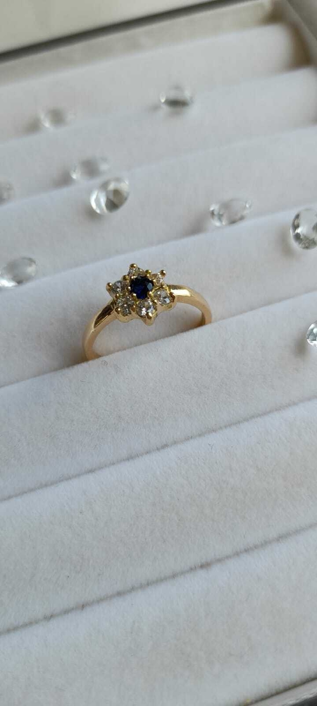 Anillo Roseta oro 18K c cubic Valen di Breda