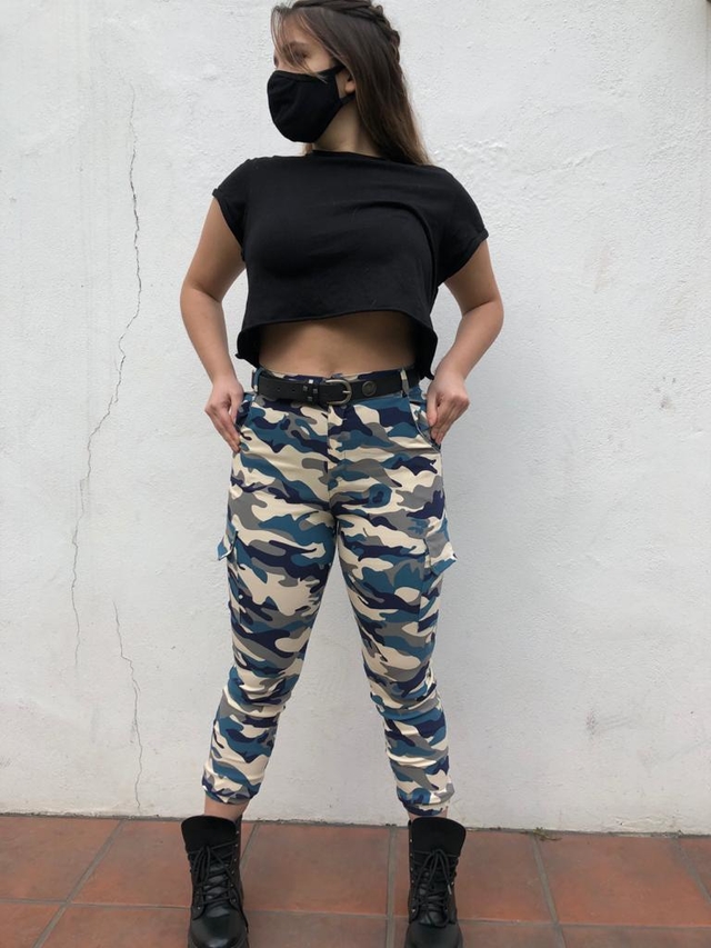 Pantalones cargo outlet camuflados