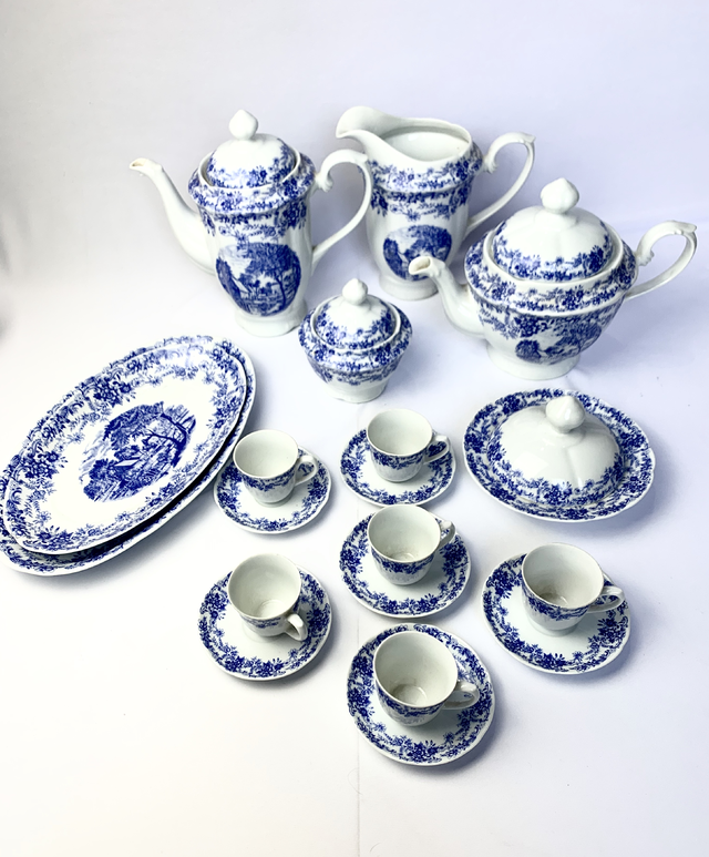 Conjunto Chá e Café em Porcelana Verde