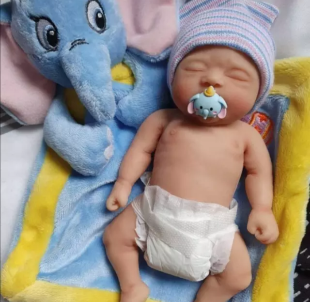 BEBÊ REBORN MENINA TODA EM SILICONE MAGALLY UMA CRIANÇA REAL