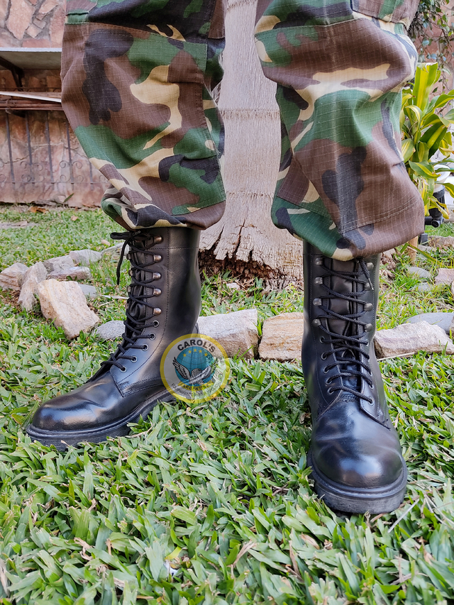 Borcegos militar discount