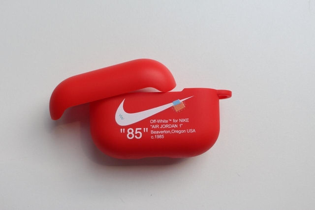 Off white best sale nike airpod case