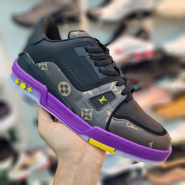 Tenis Louis vuitton preto roxo amarelo