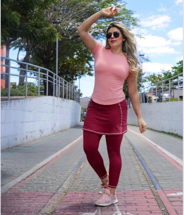 Conjunto Short Saia e Top Fitness V Roupa de Academia Feminina Premium -  Loja Minha Giovanna