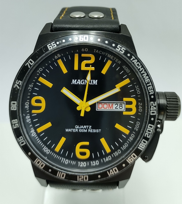 Relógio Magnum Sports Masculino MA31560J Pulseira de Couro