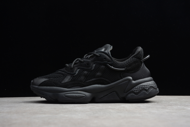 T NIS ADIDAS OZWEEGO ALL BLACK