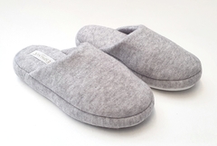 PANTUFLAS TOP LISA GRIS