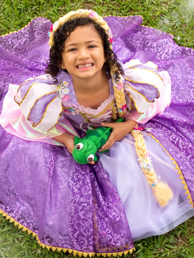 Fantasia Princesa Rapunzel e Princesa Sofia - Fabuloso Ateliê