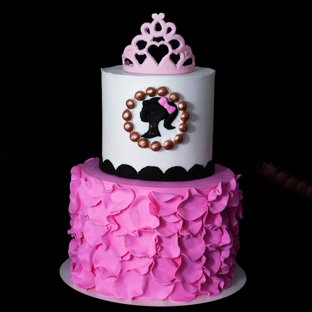 Torta de barbie online con crema