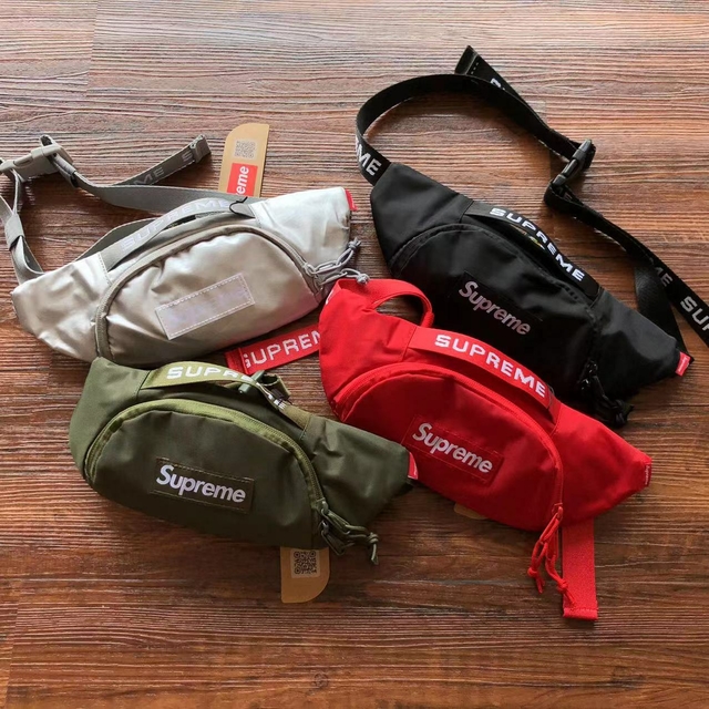 Supreme Small Waist Bag (FW22) Black - FW22 - US