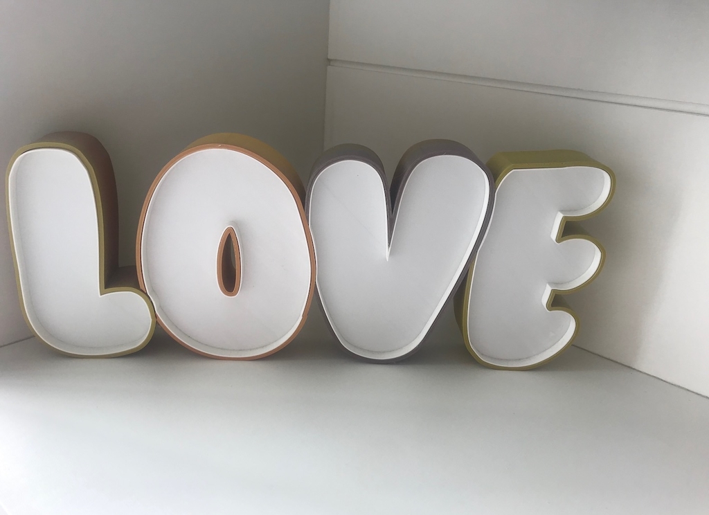 Lumin Ria Decorativa Love Letreiro Led