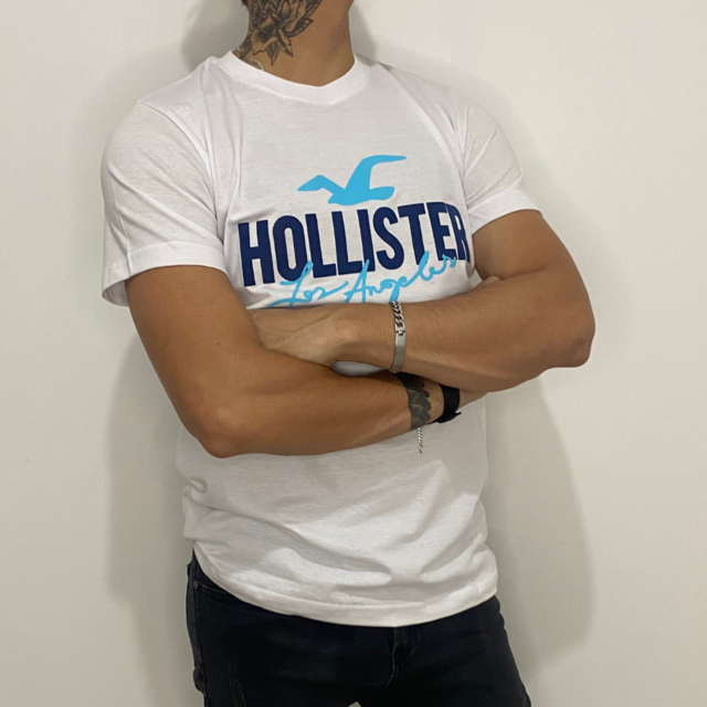 Remera best sale hollister blanca