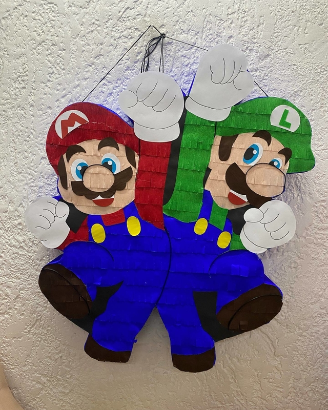 Piñata personalizada Mario Bros en Guadalajara