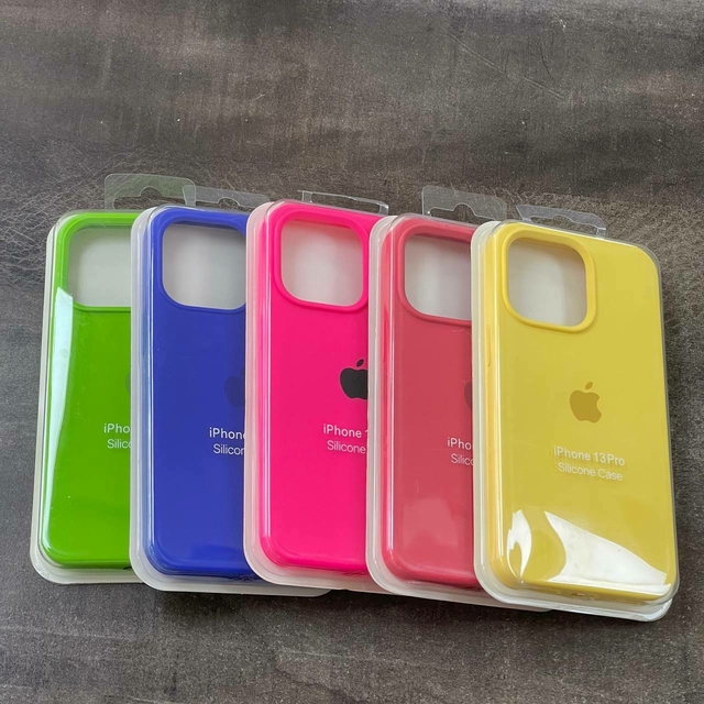 Silicone Case iPhone 11 Color Naranja - iPhone Store Cordoba