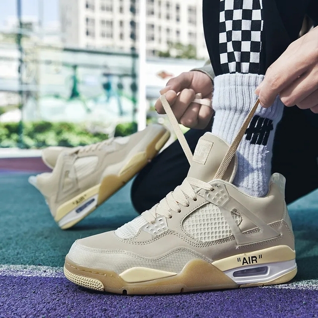 Air popular Jordan 4