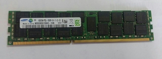 Memória SAMSUNG M393B2G70BH0-YH9 16GB 2Rx4 DDR3 PC3L-10600R