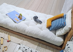 Cama Montessori evolutiva multi alturas - FENIX manufactura de muebles