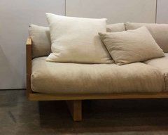 Sillón Cushion 3 cuerpos sustentable en madera y textil fibras naturales - FENIX manufactura de muebles