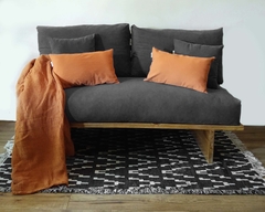Imagen de Sillón Ikigai sustentable en madera y textil