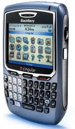 CELULAR BlackBerry 8700c, Teclado QWERTY Fixo, Quad-Band 850/900/1800/1900, USB 1.1 Mini-B Mini-USB