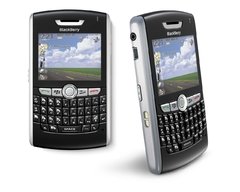CELULAR BlackBerry 8830 World Edition, PRETO, Teclado QWERTY Fixo, Dual-Band 900/1800, USB 1.1 Mini-B (Mini-USB)
