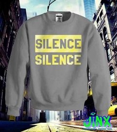 Sudadera Sweater Silencio Silence Dorada Moda 2018 en internet