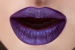 Melt Cosmetics Lipstick en internet