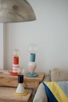Imagen de Lámpara de mesa Tótem - 3 módulos: - Azul cobalto, natural y amarillo