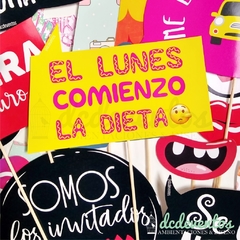 30 Carteles + 15 accesorios con frases para Photobooth - comprar online