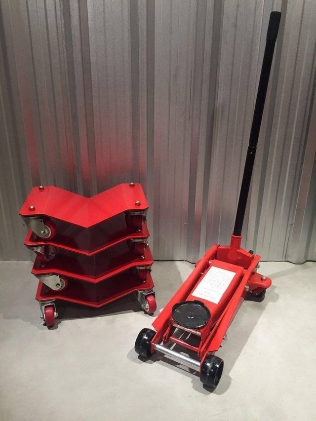 Carros (dollies) para automóviles + crique 3 ton. Carros (dollies) para automóviles + crique 3 ton.
