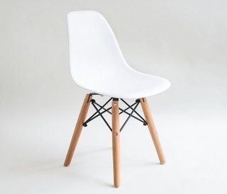 Silla Eames Kids Infantil Niños Base Madera 1 - Alto Impacto