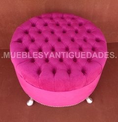 Banqueta Puff redondo capitoné con patas de metal tapizado en pana cuero vinílico ecocuero cuerina (PG102M) - comprar online