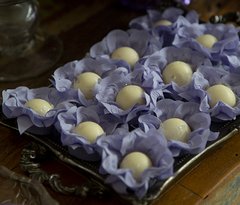 fabric-flower-for-wedding-desserts-isis-baby