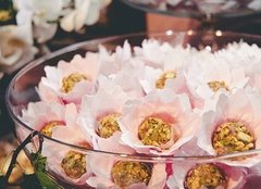 fabric-flower-wrappers-for-wedding-sweets-sunflower
