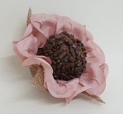 fabric-flower-wrappers-for-wedding-sweets-isis-baby