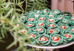 flower-wrappers-for-wedding-sweets-mini-camellia-rounded