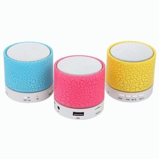 Parlante Bluetooth cilíndrico