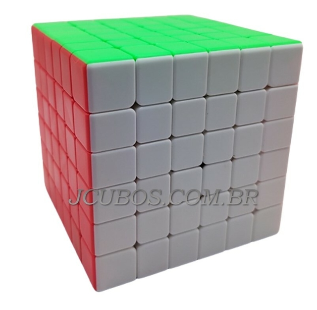 Cubos mágicos em diversos tamanhos 2x2, 3x3, 4x4 e 6x6