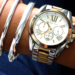 Pulseira bracelete de prata com aro arredondado