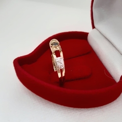 Anel de Formatura em Ouro 18k ANF01 - Laço Dourado | A casa das alianças | Alianças de casamento, anel de compromisso, anel de formatura em aço, prata e ouro | Relógios